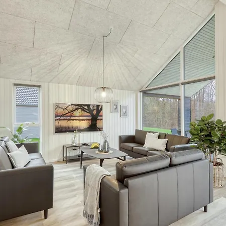 Lovely In With Sauna בית נופש