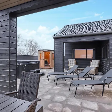 Lovely In With Sauna Holiday home *