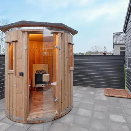 Lovely In With Sauna